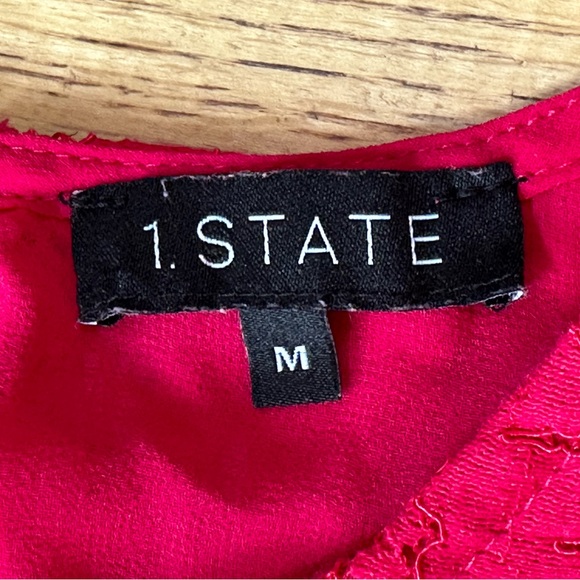 1.STATE Women's Puff Short Sleeve Keyhole Top size Medium - Picture 5 of 11